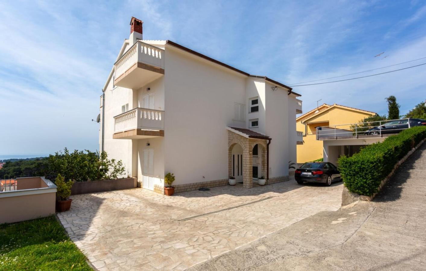 Guest House Lucija Banjol Exteriér fotografie
