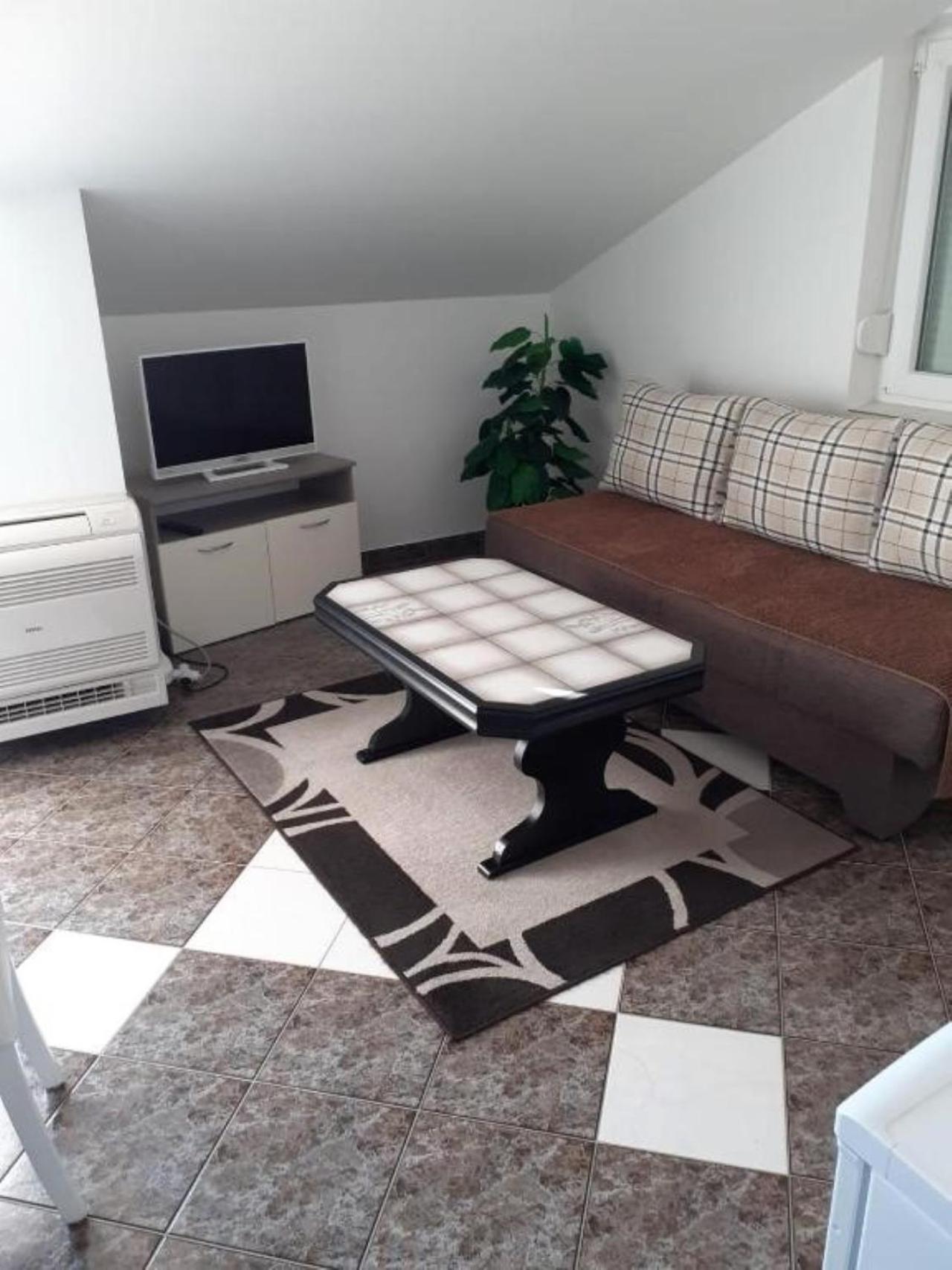 Guest House Lucija Banjol Pokoj fotografie