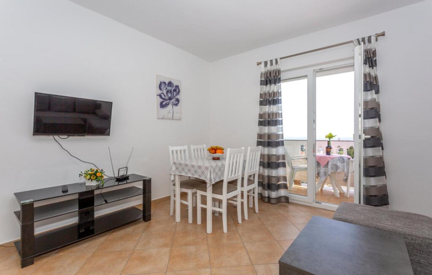 Guest House Lucija Banjol Pokoj fotografie